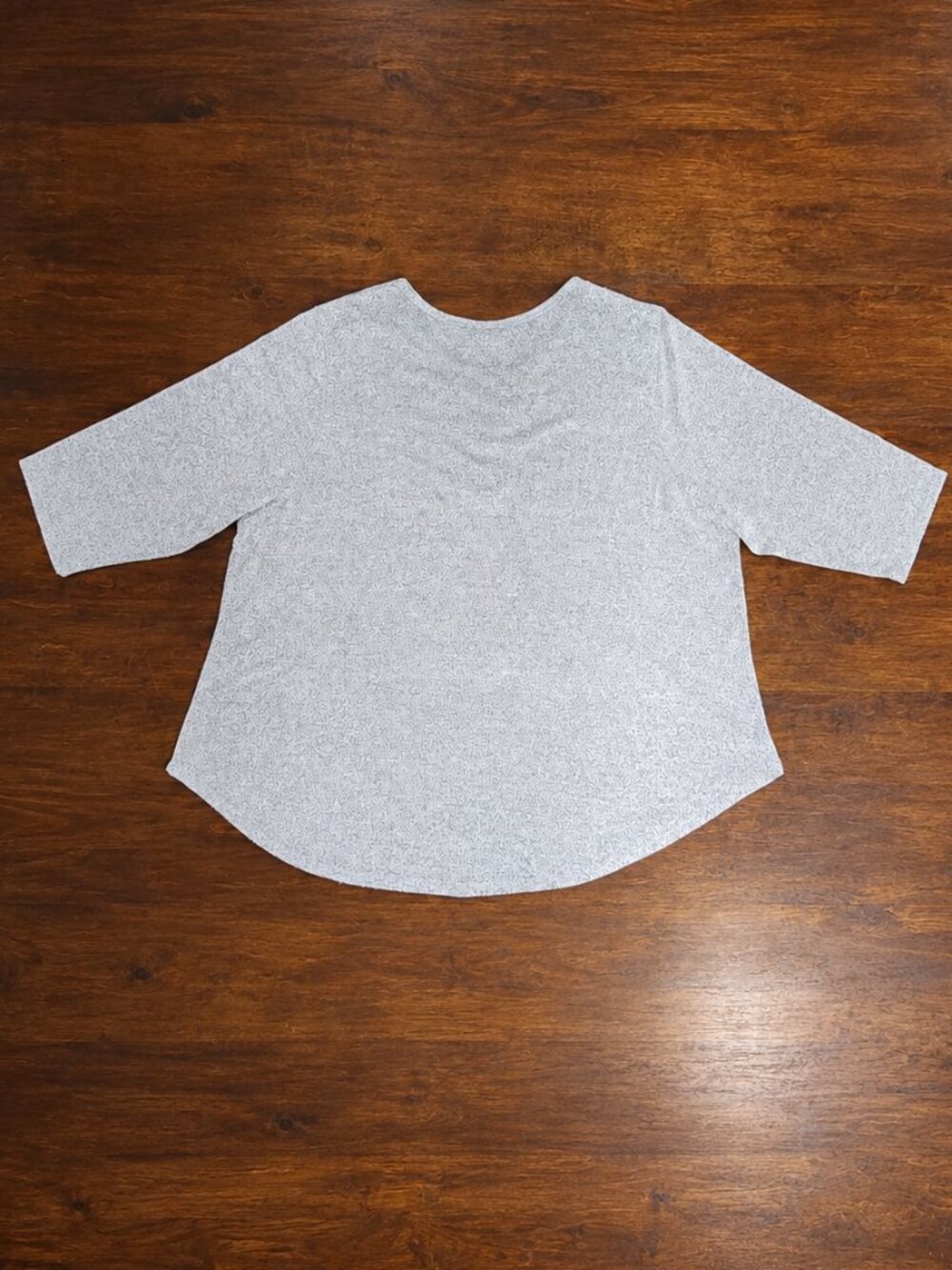 Bobeau Women’s Plus Size 3X Gray Marled Lace-Up 3/4 Sleeve - Picture 4 of 13